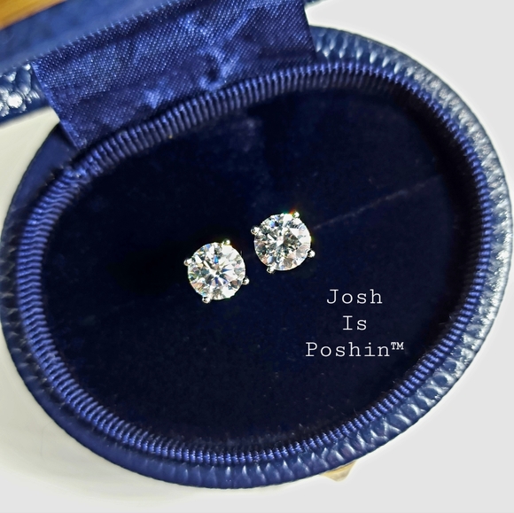 2CT. T.W. Moissanite round stud earrings in 925 sterling silver - Picture 15 of 17